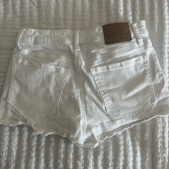 aéropostale white jean shorts size 2 - Picture 2 of 4